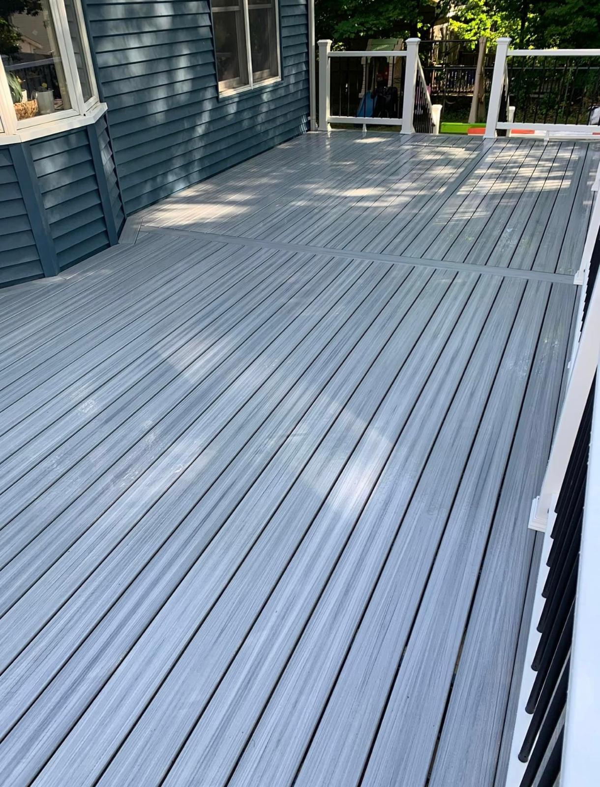 Single Level Deck - Image 11